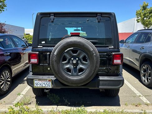 Used 2023 Jeep Wrangler Unlimited Sport AWD/4WD image 6