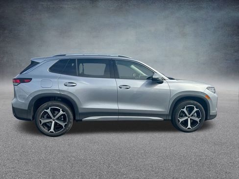 New 2025 Volkswagen Tiguan SE image 32