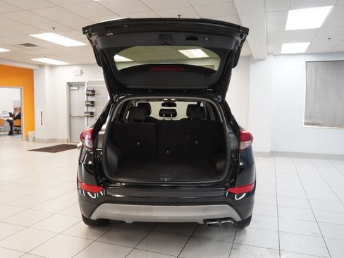 Used 2017 Hyundai Tucson Limited AWD/4WD image 9