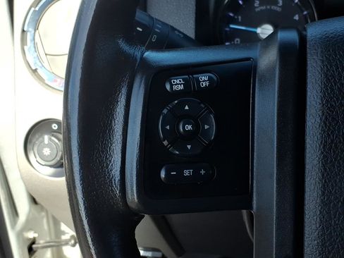 Used 2015 Ford F250 Lariat w/ Lariat Interior Package image 23