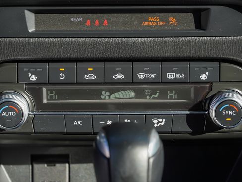 Used 2024 MAZDA CX-5 Carbon Edition image 36