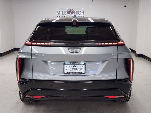 Used 2024 Cadillac Lyriq Sport image 6