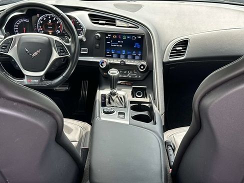 Used 2018 Chevrolet Corvette Z06 RWD image 11