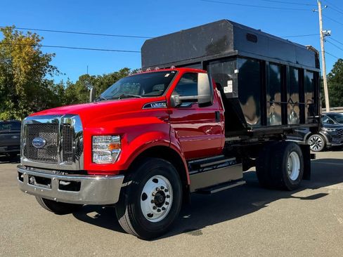 Used 2023 Ford F650 2WD Regular Cab Super Duty image 6