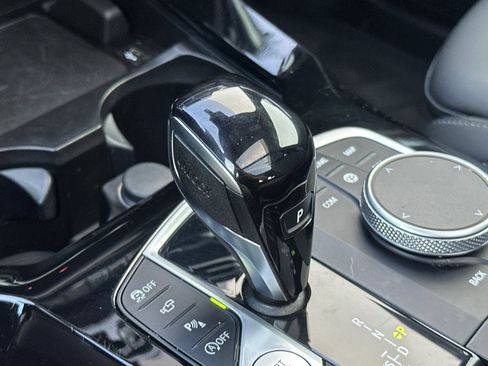 Used 2024 BMW X3 xDrive30i w/ Convenience Package image 17