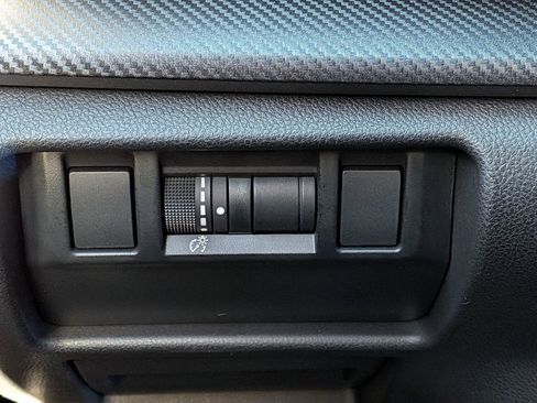 Certified 2025 Subaru Crosstrek 2.5i Limited w/ Crosstrek Mirror Package image 18