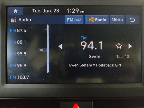 Used 2025 Hyundai Elantra Sport FWD image 25
