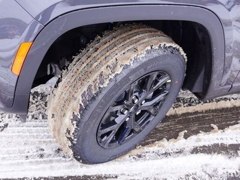 New 2026 Jeep Grand Cherokee Altitude AWD/4WD image 9