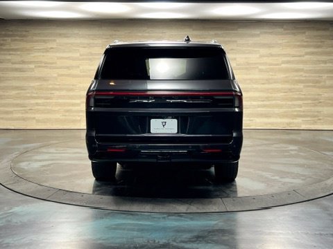 Used 2025 Lincoln Navigator L Black Label AWD/4WD image 19