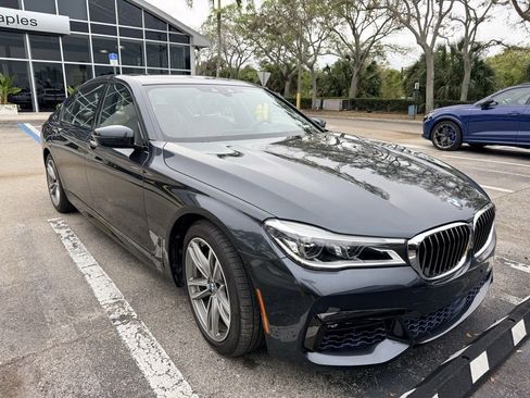 Used 2017 BMW 750i xDrive 750i xDrive image 2