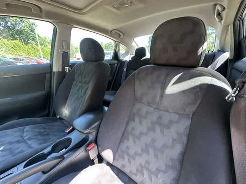Used 2013 Nissan Sentra SL w/ Premium Pkg FWD image 16