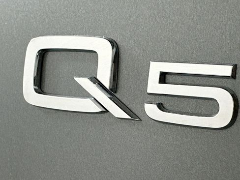 Used 2023 Audi Q5 2.0T Premium Plus w/ Premium Plus Package image 10