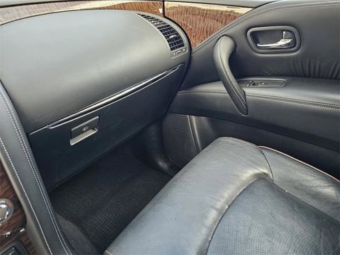 Used 2020 Nissan Armada SL w/ Premium Package image 25