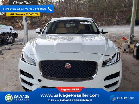 Used 2017 Jaguar F-PACE image 7