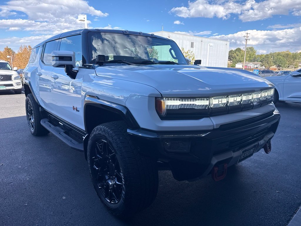 Used 2024 GMC Hummer EV 2X w/ LPO, Illumination Package AWD/4WD image 2