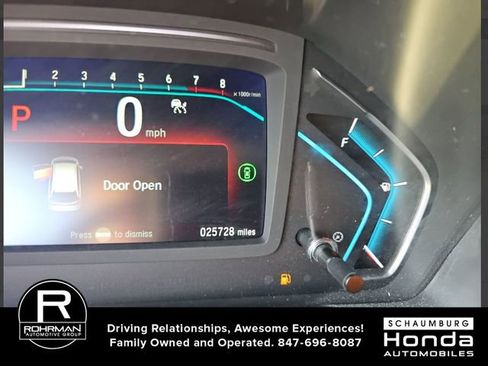 Used 2024 Honda Odyssey Touring image 4