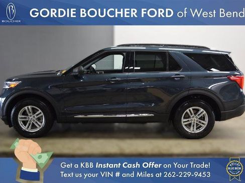 Certified 2022 Ford Explorer XLT w/ Class IV Trailer Tow Package image 2