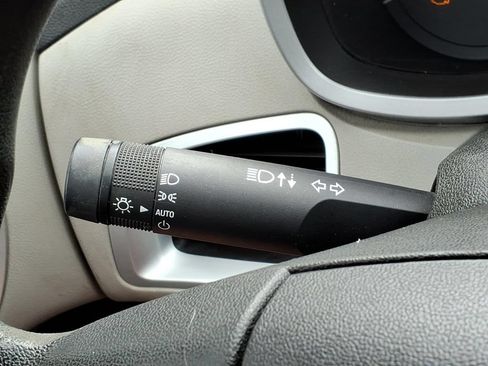Used 2010 Chevrolet Equinox LS FWD image 16