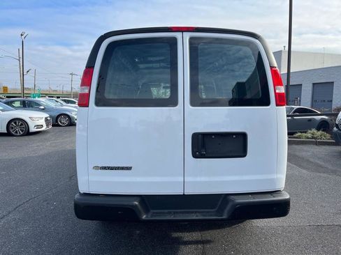 Used 2021 Chevrolet Express 2500 Extended w/ Driver Convenience Package image 5