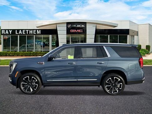 New 2026 GMC Yukon Denali w/ Sun & Power Step Package image 2