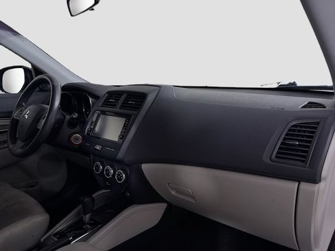 Used 2018 Mitsubishi Outlander Sport ES FWD image 25