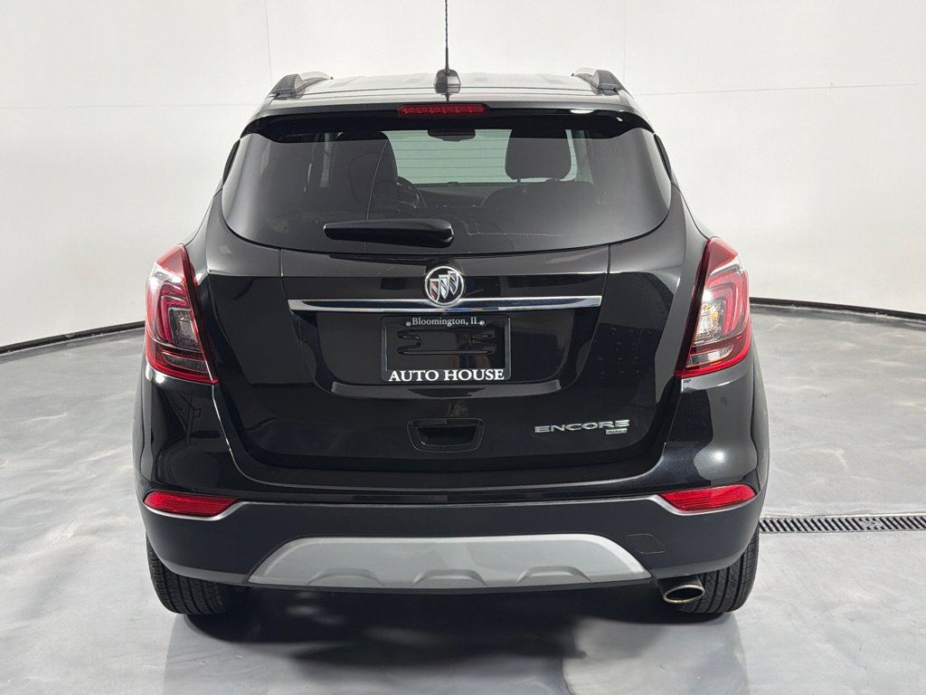 Used 2020 Buick Encore Preferred AWD/4WD image 6