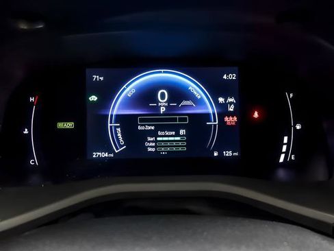 Certified 2025 Toyota Camry SE image 12