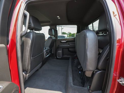 Used 2024 Chevrolet Silverado 1500 High Country w/ Technology Package AWD/4WD image 24