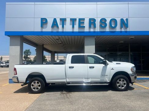 Used 2024 RAM 2500 Big Horn AWD/4WD image 1