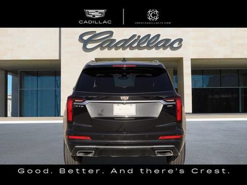 Used 2022 Cadillac XT6 Premium Luxury w/ Technology Package FWD image 6