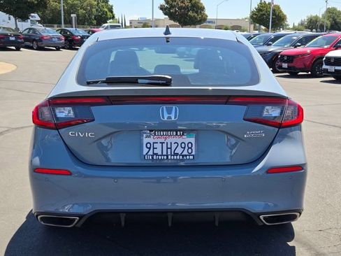 Used 2023 Honda Civic Sport Touring image 5