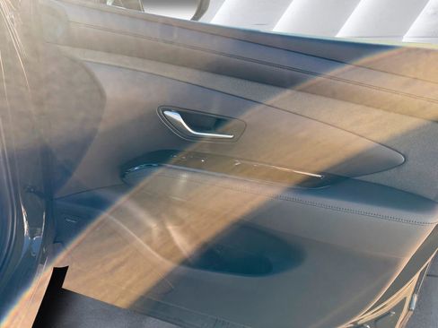 Used 2025 Hyundai Santa Cruz Limited image 16