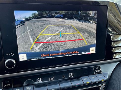 Used 2025 Toyota Camry LE image 20