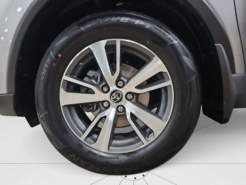 Certified 2018 Toyota RAV4 XLE image 23