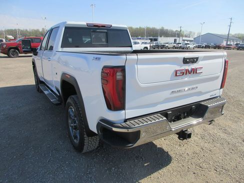New 2026 GMC Sierra 2500 SLT w/ SLT Premium Package image 9