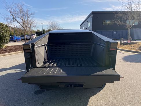 Used 2024 Tesla Cybertruck Cyberbeast image 92