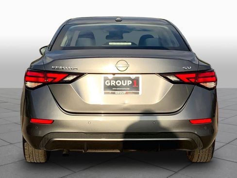 Used 2024 Nissan Sentra SV FWD image 5
