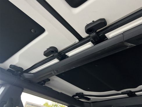 New 2025 Ford Bronco Raptor image 15