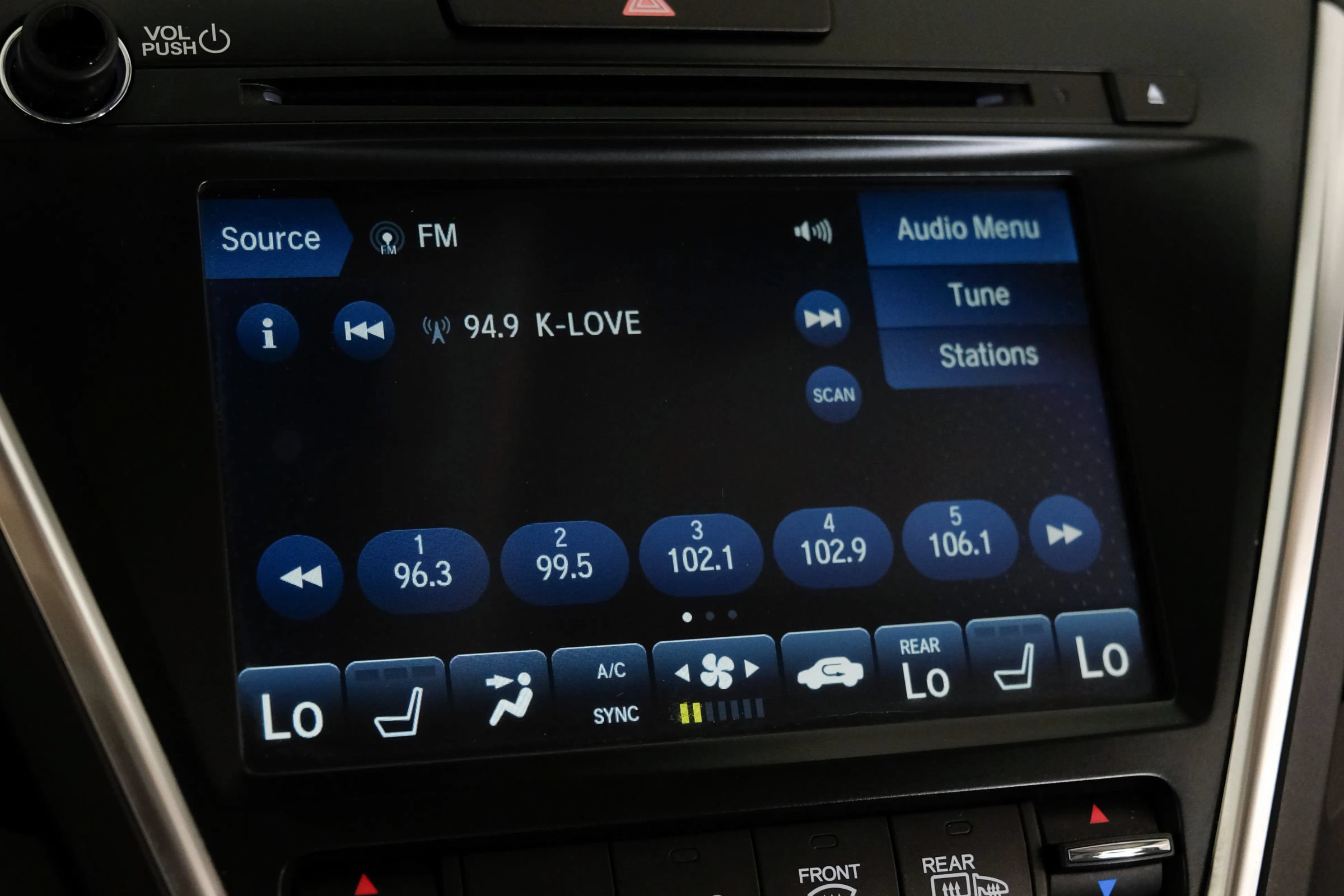 Used 2019 Acura MDX SH-AWD image 34