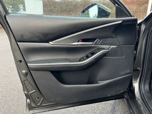 Used 2025 MAZDA CX-30 AWD 2.5 S w/ Select Sport Pkg image 17