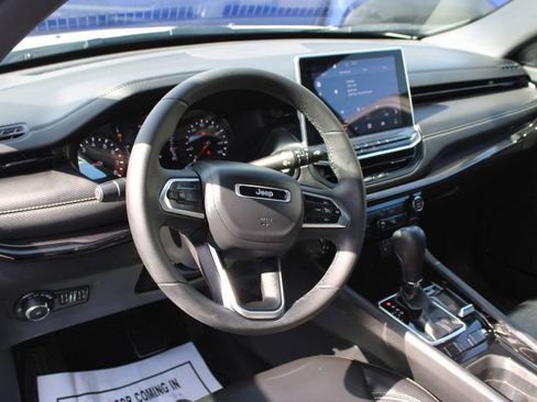 Used 2023 Jeep Compass Altitude image 26