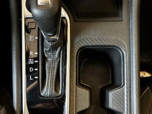 Used 2024 Nissan Sentra SV FWD image 24