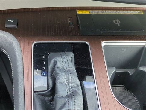 Used 2022 Toyota Sienna XLE image 23