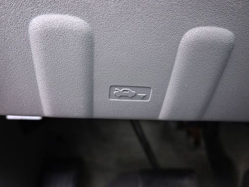 Used 2017 Nissan Frontier SV AWD/4WD image 21