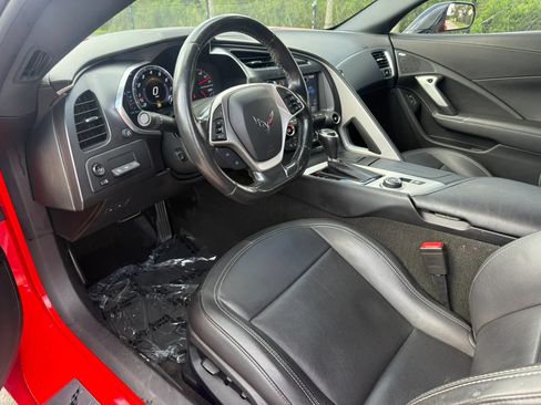 Used 2017 Chevrolet Corvette Stingray Coupe RWD image 9