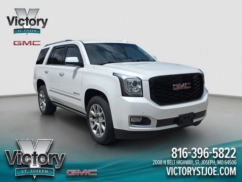 Used 2018 GMC Yukon Denali AWD/4WD image 1