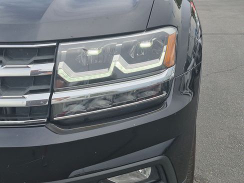 Used 2018 Volkswagen Atlas SE AWD/4WD image 12