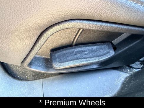 Certified 2023 Hyundai Tucson Limited AWD/4WD image 41