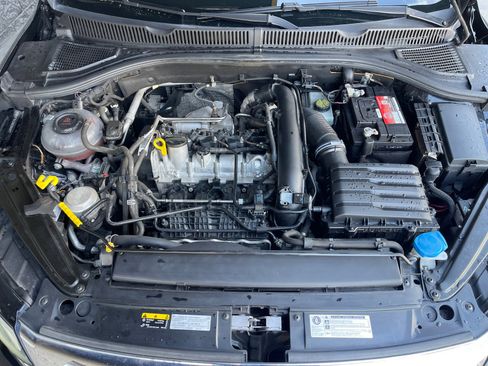 Used 2019 Volkswagen Jetta SE w/ Cold Weather Package image 24