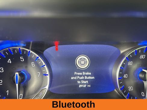 Used 2025 Chrysler Pacifica Limited image 13